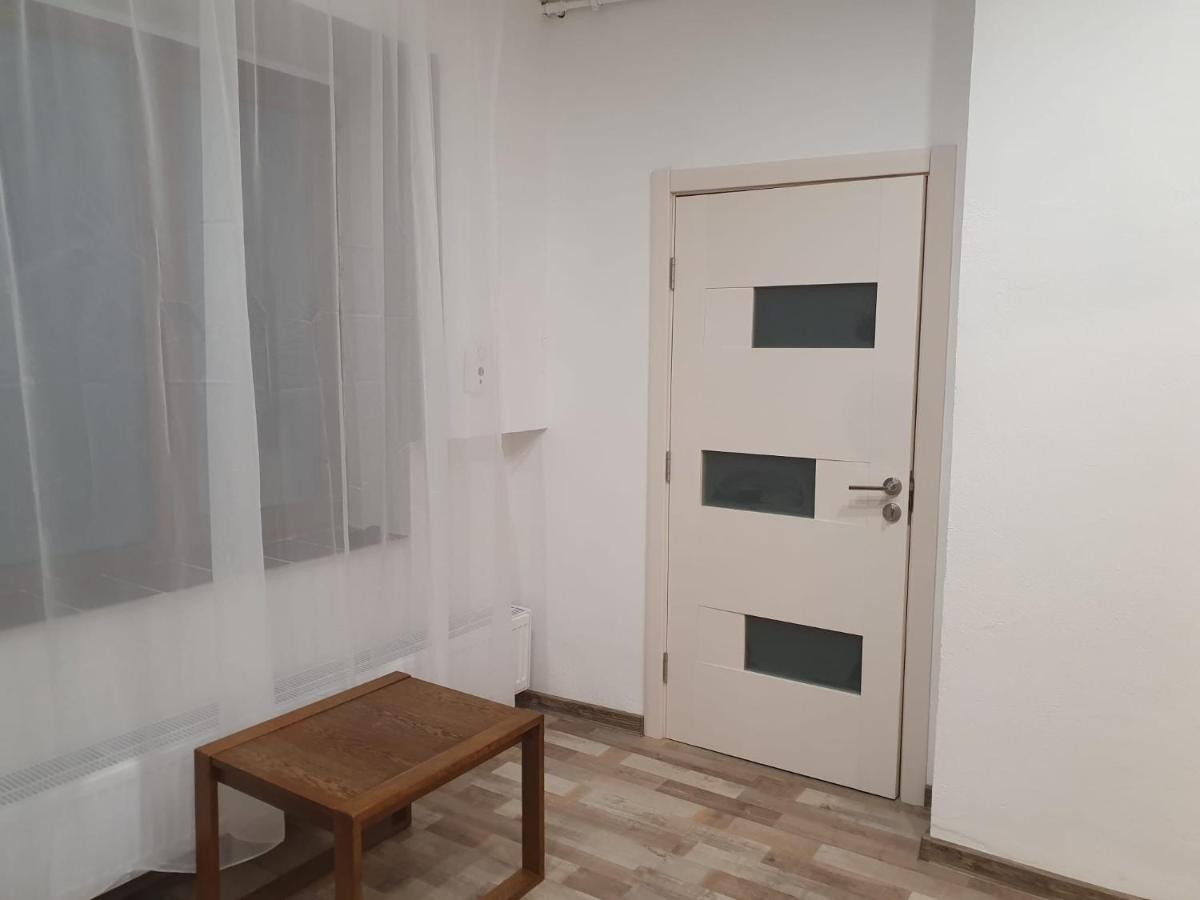 Appartement Apartament Diaconu Coresi à Braşov Extérieur photo